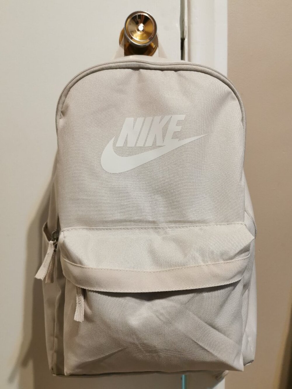 NWT Nike cream colored back pack (back to school)